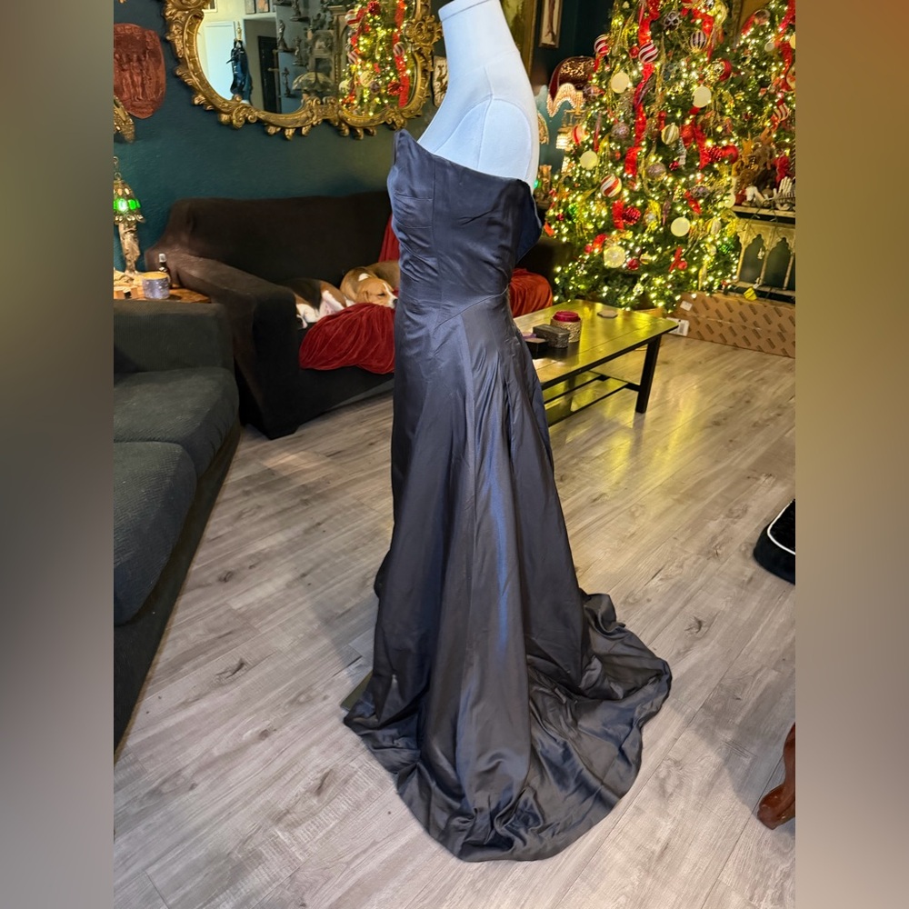 Richard Tyler Strapless Black Couture Gown - Picture 8 of 17